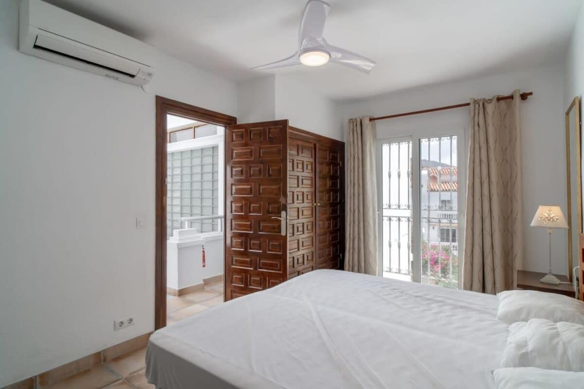 Bellavista 1 Villa Нерха Екстериор снимка